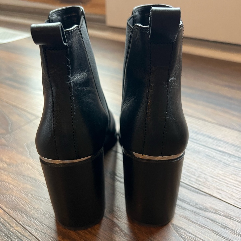 Steve Madden Leather Booties - 9 - Picture 5 of 7